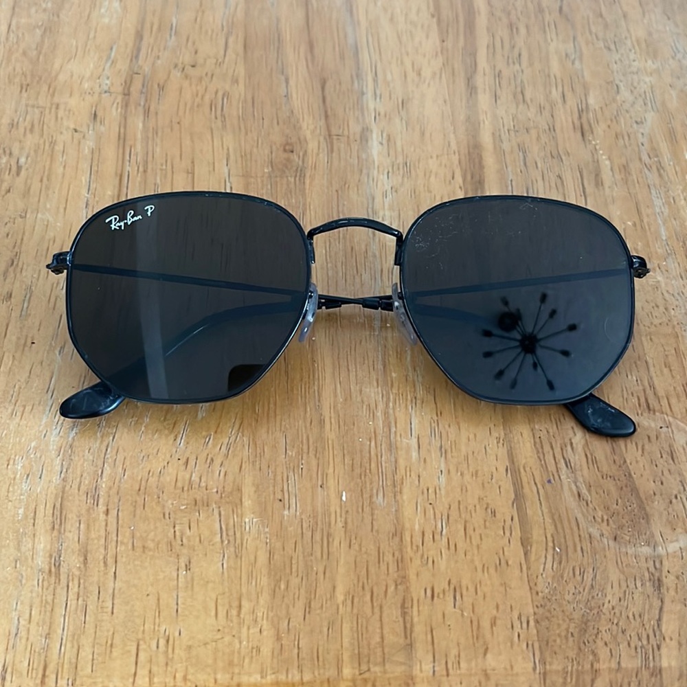 Polarized Black Octagon Raybans. Perfect Condition
